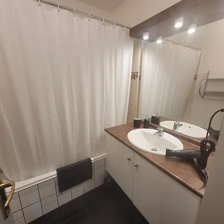 Moderne&proche Commodités Apartamento *