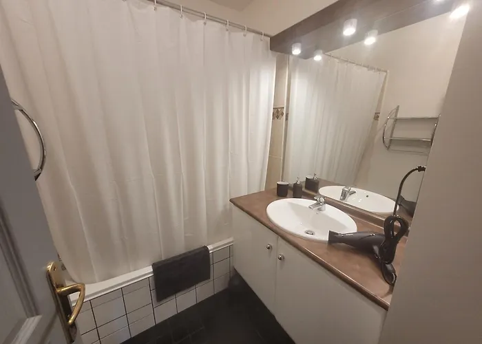 Moderne & Proche Commodites Appartement *